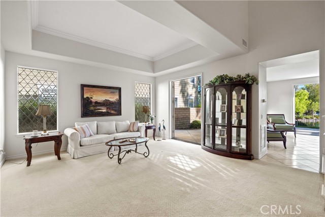 Detail Gallery Image 6 of 57 For 27053 Island Rd, Valencia,  CA 91355 - 5 Beds | 5 Baths