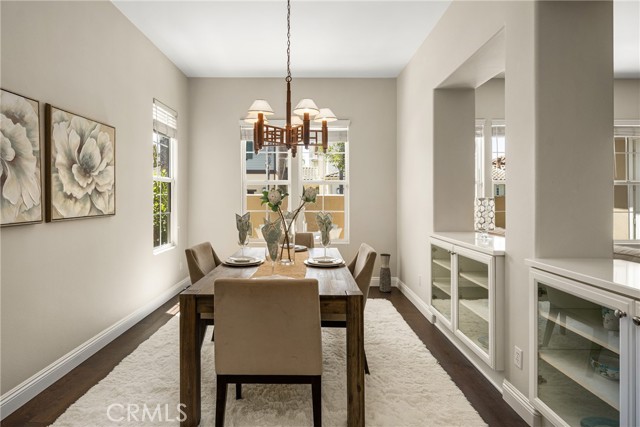 21270 Elda Cir, Huntington Beach CA: https://media.crmls.org/medias/e6a80b41-c67f-4a12-ae6e-6436506a9987.jpg