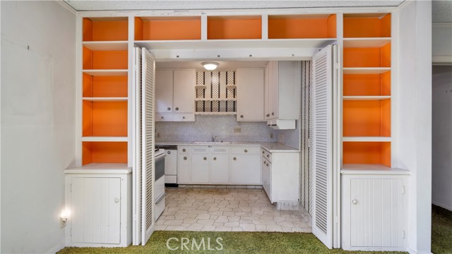 Detail Gallery Image 20 of 37 For 1804 N Heliotrope Dr, Santa Ana,  CA 92706 - 5 Beds | 4 Baths