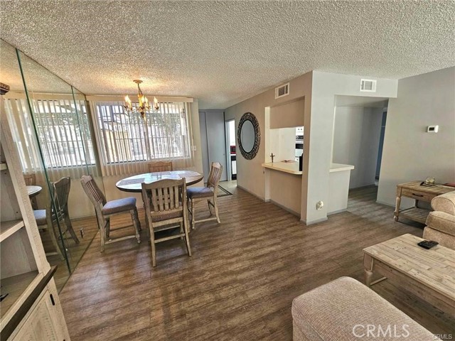 Detail Gallery Image 4 of 25 For 6979 Palm Ct 126h,  Riverside,  CA 92506 - 2 Beds | 1 Baths