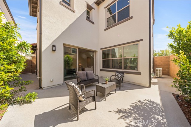 Detail Gallery Image 26 of 30 For 310 Carefree, Irvine,  CA 92618 - 4 Beds | 3 Baths