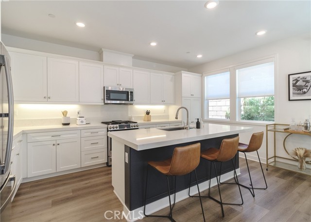 168 Denali, Lake Forest CA: https://media.crmls.org/medias/e6a9dd79-754b-4512-8b80-719a60fe00f9.jpg