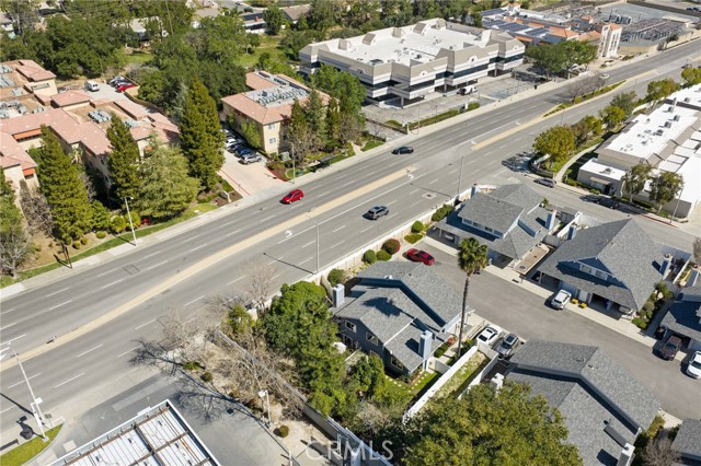 Detail Gallery Image 38 of 44 For 25259 Avenida Dorena, Newhall,  CA 91321 - 3 Beds | 2 Baths