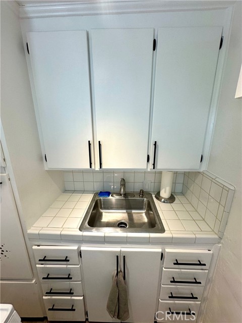 Detail Gallery Image 17 of 21 For 116 Avenida Serra #1,  San Clemente,  CA 92672 - 1 Beds | 1 Baths