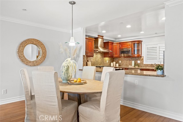 1828 Glendon Avenue, Los Angeles CA: https://media.crmls.org/medias/e6aa127f-1a45-4eec-9064-dd423619349f.jpg