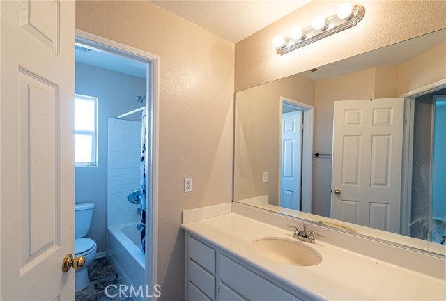 Detail Gallery Image 18 of 28 For 33108 Windward Way, Lake Elsinore,  CA 92530 - 4 Beds | 3 Baths