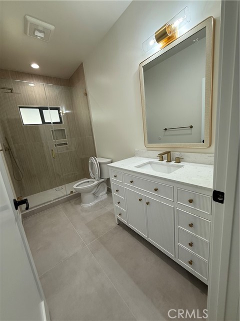 Detail Gallery Image 8 of 11 For 17449 Tribune St, Granada Hills,  CA 91344 - 3 Beds | 2 Baths