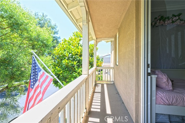 45 Coriander, Irvine CA: https://media.crmls.org/medias/e6aaa769-05e8-49af-9db1-698899508fea.jpg