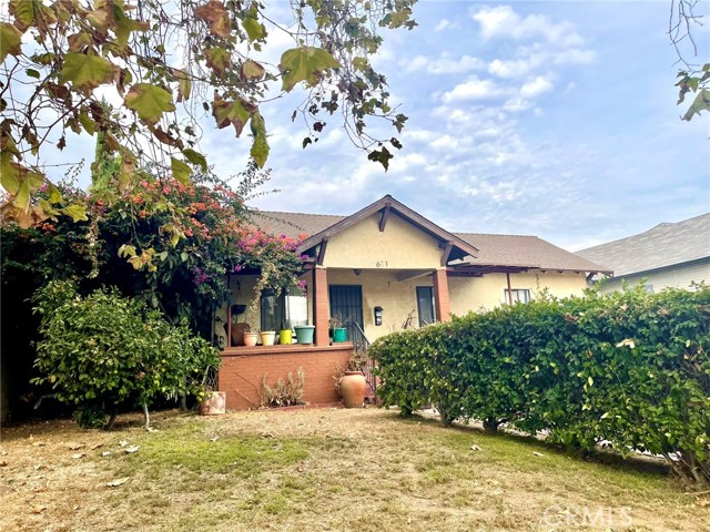 Detail Gallery Image 2 of 14 For 611 615 E Acacia Ave, Glendale,  CA 91205 - – Beds | – Baths