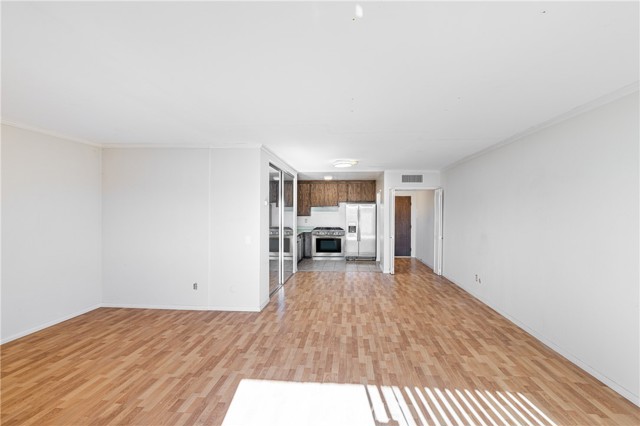 Detail Gallery Image 4 of 10 For 310 N Jackson #326,  Glendale,  CA 91206 - 0 Beds | 1 Baths