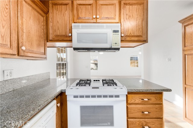 Detail Gallery Image 39 of 72 For 2572 Harrison, Riverside,  CA 92503 - 4 Beds | 3 Baths