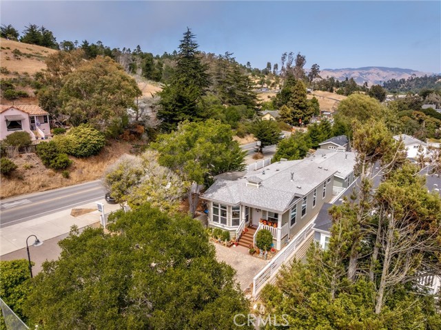 1460 Main Street, Cambria CA: https://media.crmls.org/medias/e6ab5346-ba26-40c5-b44b-d0124b6df91e.jpg