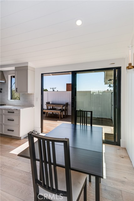 3212 Poinsettia Avenue, Manhattan Beach, California 90266, 3 Bedrooms Bedrooms, ,2 BathroomsBathrooms,Residential,Sold,Poinsettia,SB22036915