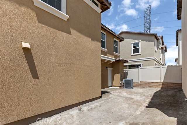 Detail Gallery Image 15 of 17 For 16013 Cochise Ct, Chino,  CA 91708 - 3 Beds | 2/1 Baths
