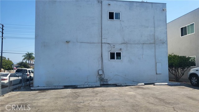 Detail Gallery Image 6 of 6 For 801 W F St, Wilmington,  CA 90744 - – Beds | – Baths