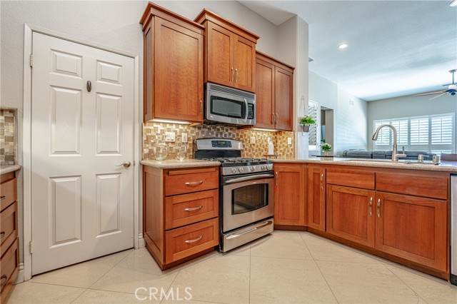 Detail Gallery Image 21 of 54 For 13846 Palomino Creek Dr, Corona,  CA 92883 - 4 Beds | 2 Baths