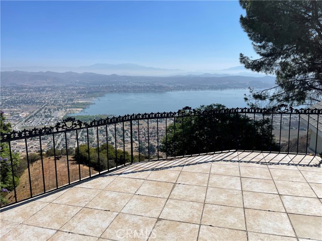 31805 Ortega, Lake Elsinore CA: https://media.crmls.org/medias/e6ae32e8-20d8-4e65-a978-3d42a383c310.jpg