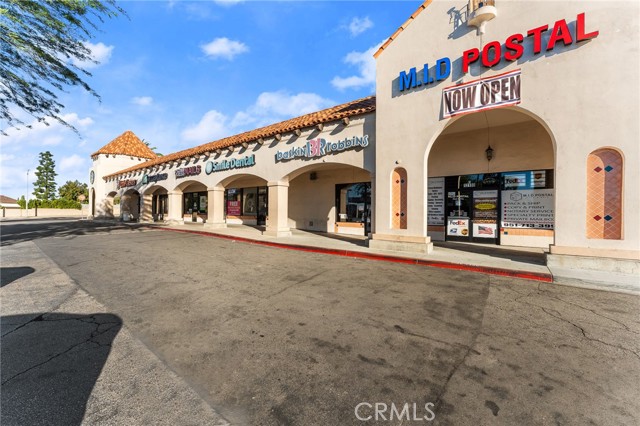 12190 Perris Blvd, Moreno Valley CA: https://media.crmls.org/medias/e6ae3f3a-e7f8-4d87-932a-5d05936a6d6e.jpg