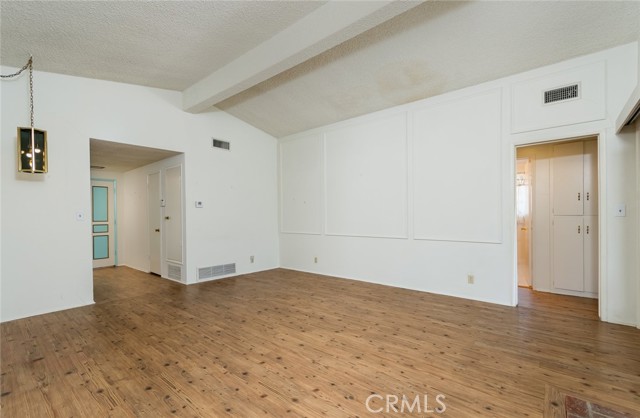 3614 Burritt Way, Glendale CA: https://media.crmls.org/medias/e6ae5270-9fe6-46c9-a4c8-b865d9ab59cd.jpg