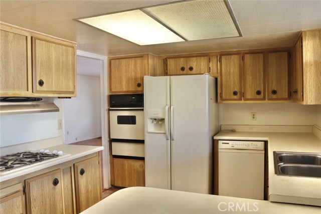 Detail Gallery Image 6 of 14 For 27701 Murrieta Rd #170,  Menifee,  CA 92586 - 2 Beds | 2 Baths