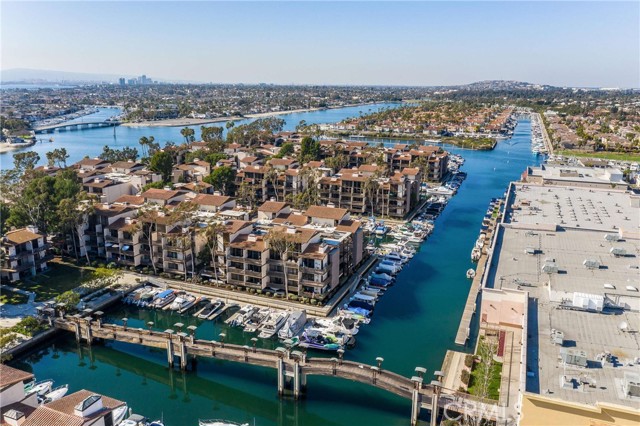 8107 Marina Pacifica Dr, Long Beach, CA 90803