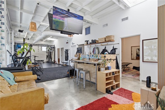  Commercial for Sale in Los Angeles, California