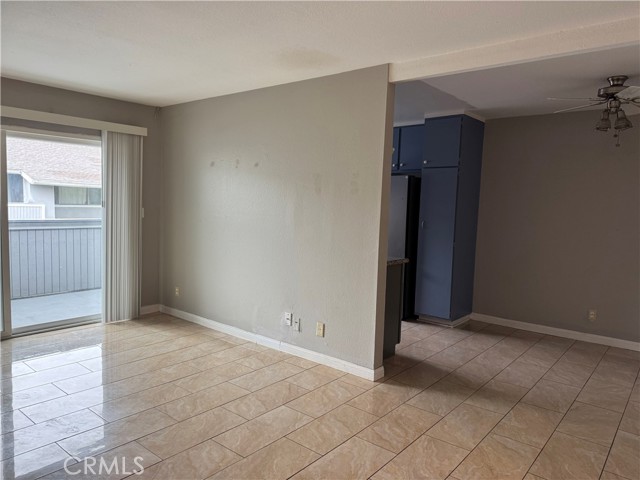 Detail Gallery Image 5 of 19 For 1250 S. Brookhurst St., Anaheim,  CA 92804 - 2 Beds | 1 Baths