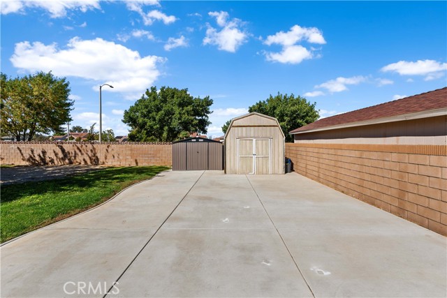 Detail Gallery Image 29 of 41 For 6127 Almond Valley Way, Lancaster,  CA 93536 - 3 Beds | 2 Baths