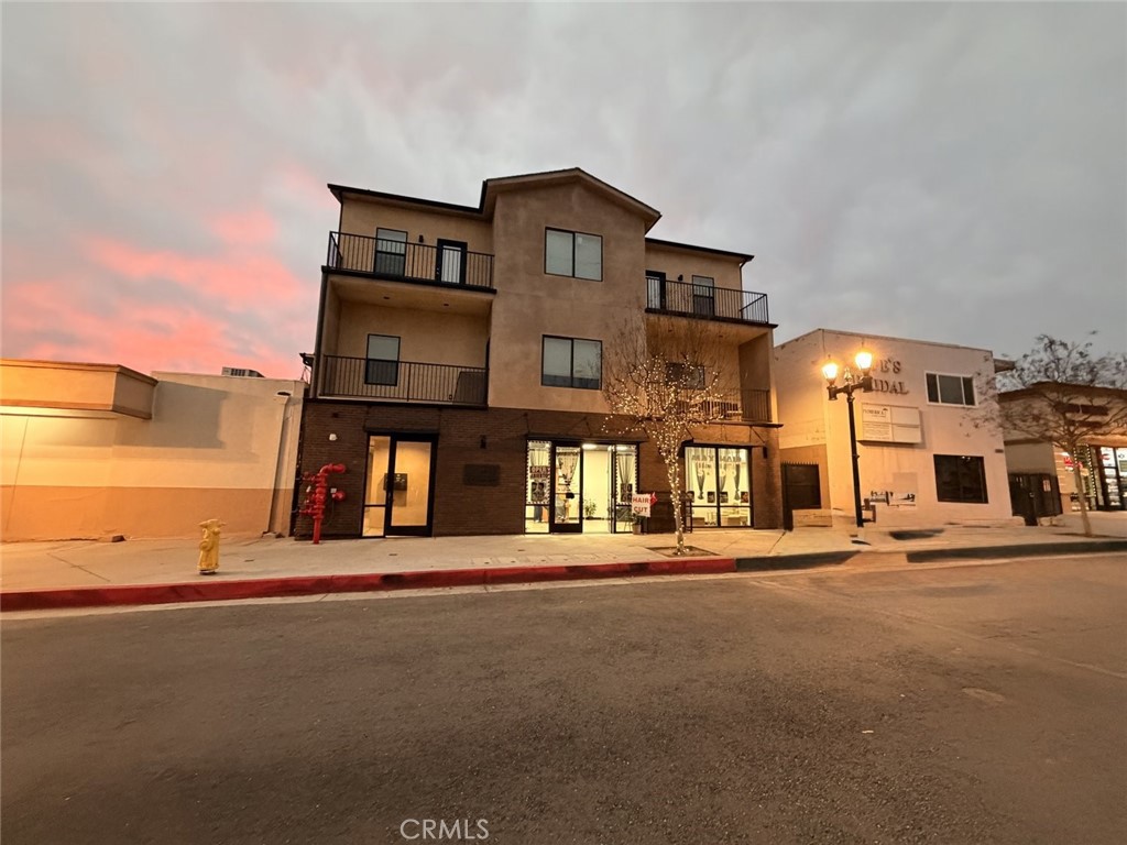 511 N Azusa Avenue #203