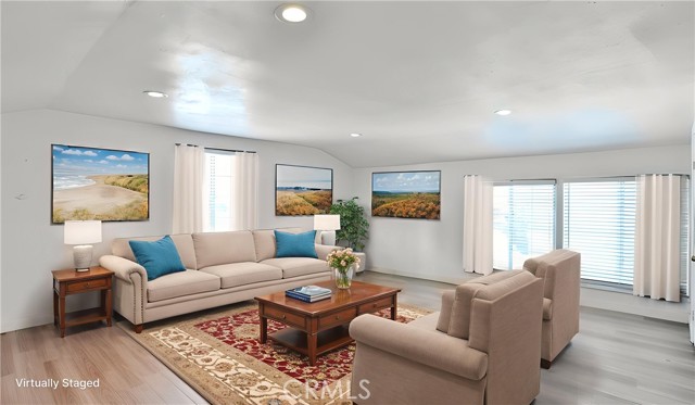 17475 Santa Lucia Street, Fountain Valley CA: https://media.crmls.org/medias/e6b0fe42-3e65-4eeb-8146-5b4abe560be0.jpg