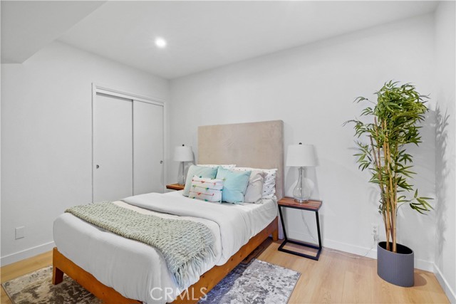 Detail Gallery Image 14 of 39 For 4647 Willis Ave #306,  Sherman Oaks,  CA 91403 - 2 Beds | 1 Baths
