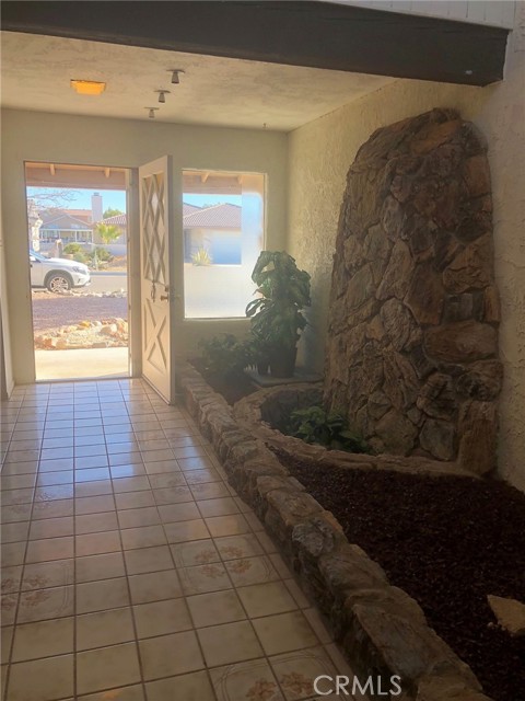 Detail Gallery Image 2 of 16 For 14524 Lighthouse Ln, Helendale,  CA 92342 - 2 Beds | 2 Baths