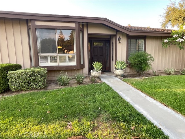 5858 Maybrook Circle, Riverside, CA 92506