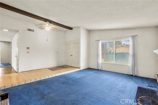 Detail Gallery Image 7 of 29 For 26815 Lugar De Oro Dr, Valencia,  CA 91354 - 3 Beds | 2 Baths