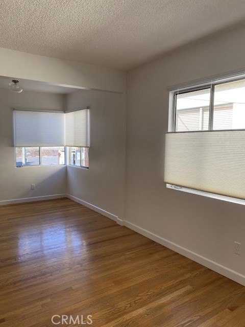 Detail Gallery Image 22 of 25 For 2332 20th St, Santa Monica,  CA 90405 - – Beds | – Baths