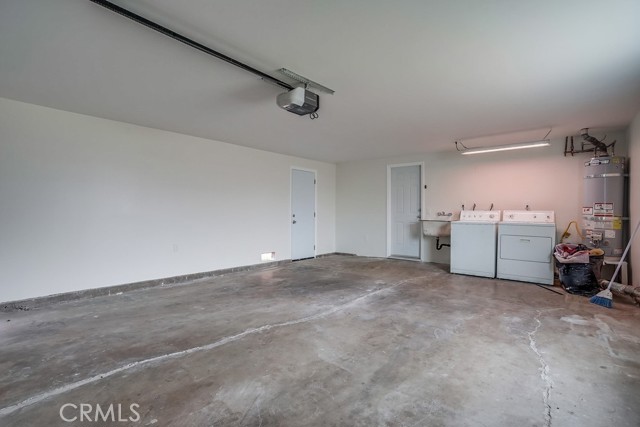 650 W Florence Avenue, La Habra CA: https://media.crmls.org/medias/e6b1ee7c-7fa3-4697-adf3-ec9080d216d3.jpg