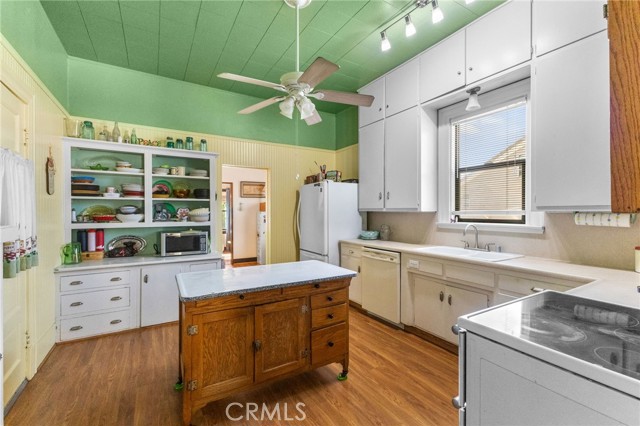 Detail Gallery Image 15 of 74 For 27953 Atlantic, Highland,  CA 92346 - 2 Beds | 1 Baths