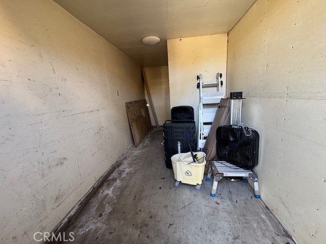 Detail Gallery Image 6 of 11 For 2712 California St, Huntington Park,  CA 90255 - 6 Beds | 4 Baths