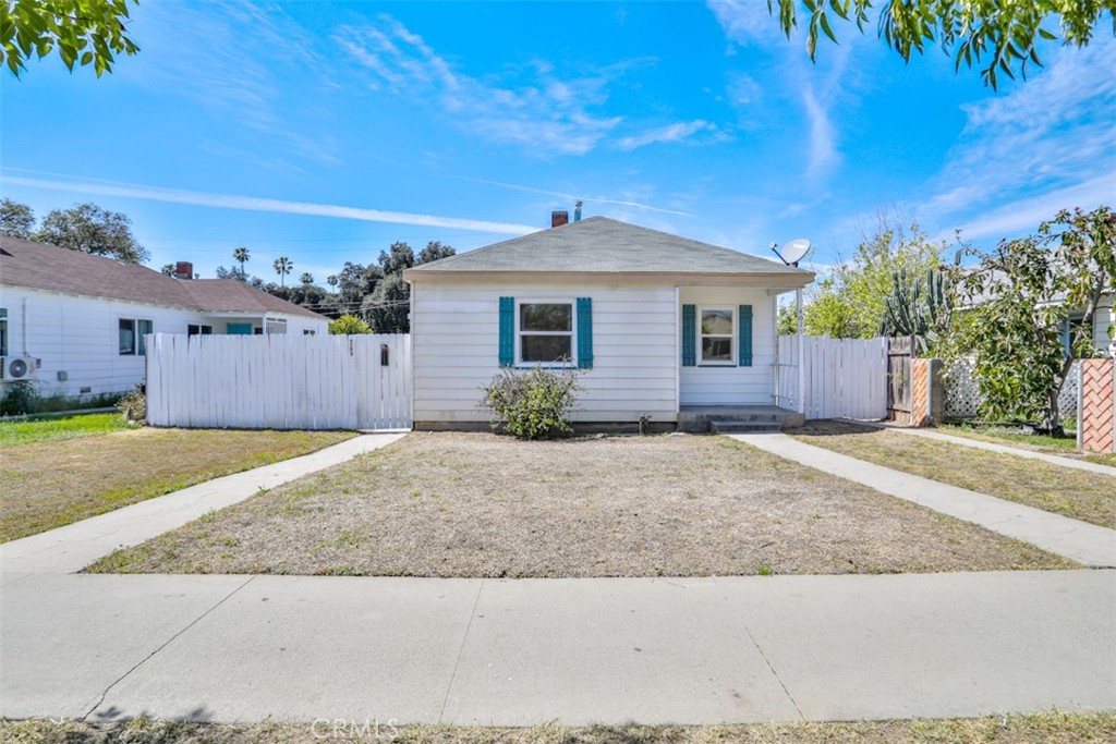 4027 Dwight Avenue