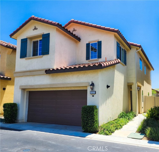 Detail Gallery Image 1 of 69 For 27377 Caprock Way, Moreno Valley,  CA 92555 - 3 Beds | 2/1 Baths