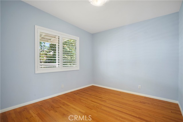 1715 Glorietta Avenue, Glendale CA: https://media.crmls.org/medias/e6b806c1-4fa6-4944-8e7b-f87db9366f32.jpg