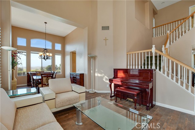 Image 5 of 54 For 1490 Rancho Hills Drive
