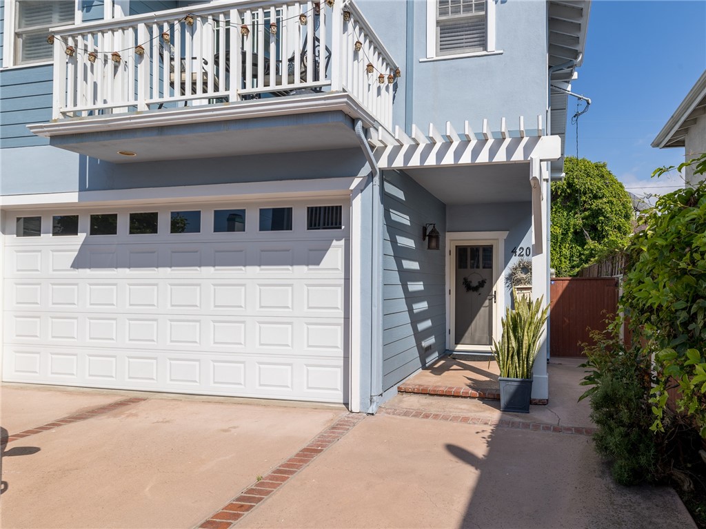 420 Broadway, Redondo Beach, California 90277, 4 Bedrooms Bedrooms, ,3 BathroomsBathrooms,Residential,Sold,Broadway,SB23193472