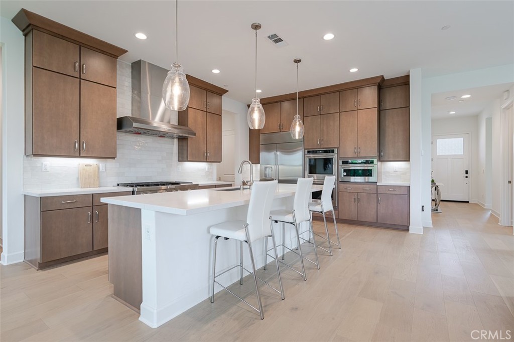 21604 Canyon Cove