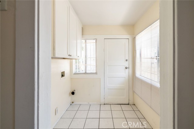 Detail Gallery Image 10 of 15 For 1629 W 37th St, Los Angeles,  CA 90018 - – Beds | – Baths