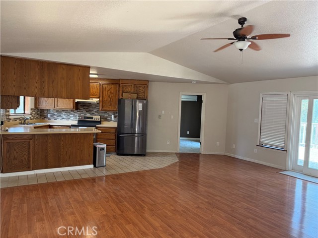 16185 16125 Caribou Road, Cottonwood CA: https://media.crmls.org/medias/e6bbf012-0a98-4493-b6d9-08fcab7a5bb9.jpg