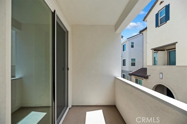2615 Sprout Lane, Corona CA: https://media.crmls.org/medias/e6bc1222-214e-4f3e-b08f-076c79f8869c.jpg