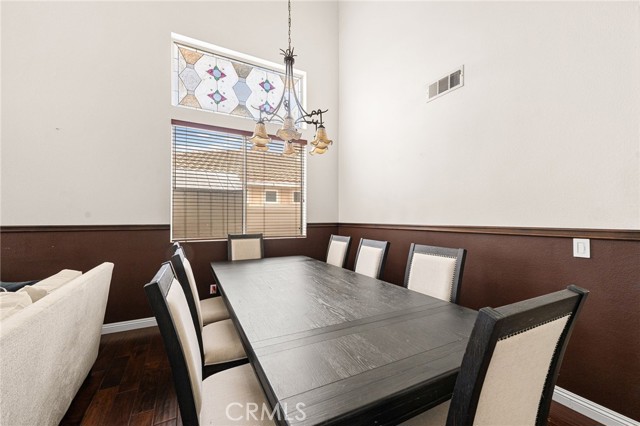 Detail Gallery Image 13 of 55 For 3905 Posada Ct, Oceanside,  CA 92058 - 3 Beds | 3 Baths