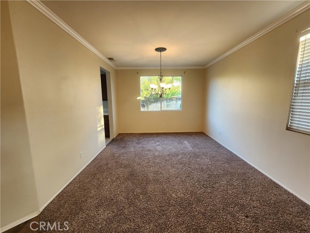 Detail Gallery Image 15 of 21 For 6836 Red Cardinal Ct, Corona,  CA 92880 - 4 Beds | 2/1 Baths