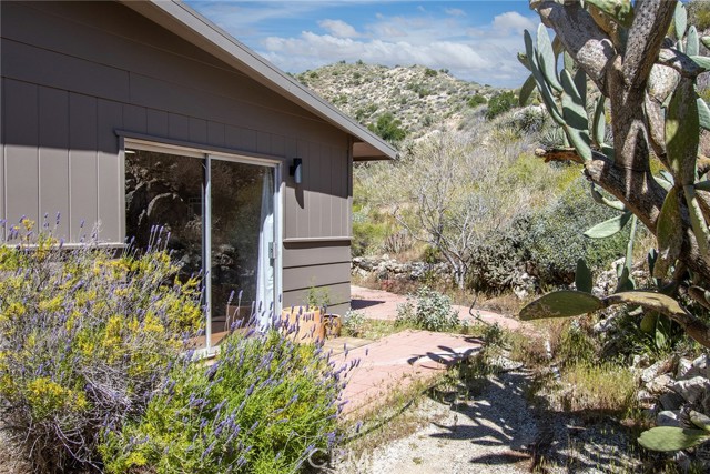 Detail Gallery Image 25 of 40 For 10126 Pinon Ave, Morongo Valley,  CA 92256 - 3 Beds | 2 Baths